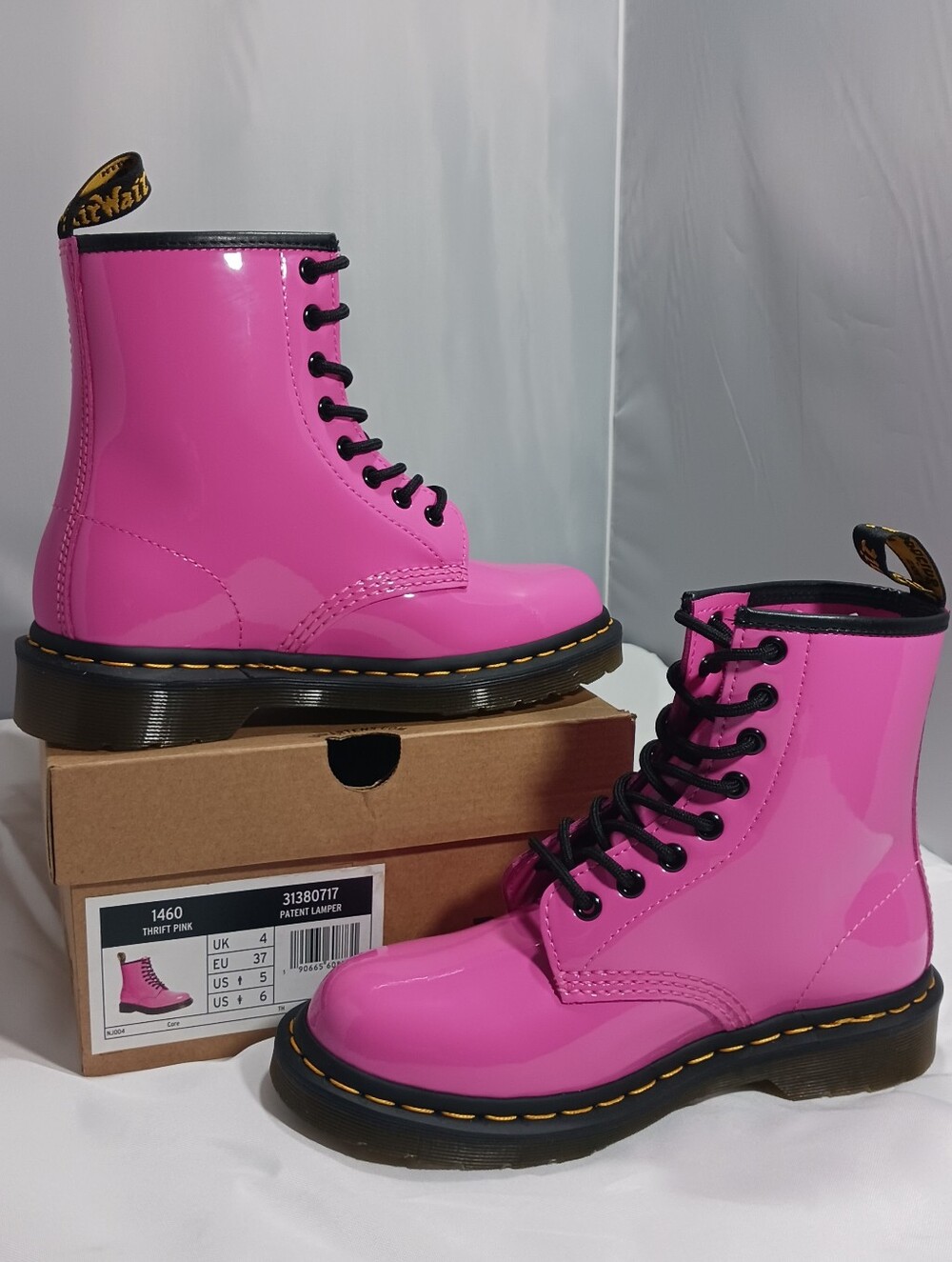 Dr. Martens 1460 Pink Patent Lamper Boots NIB – Women’s US 6 ✨🩷